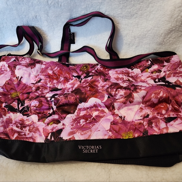 Tote - Picture 2 of 2